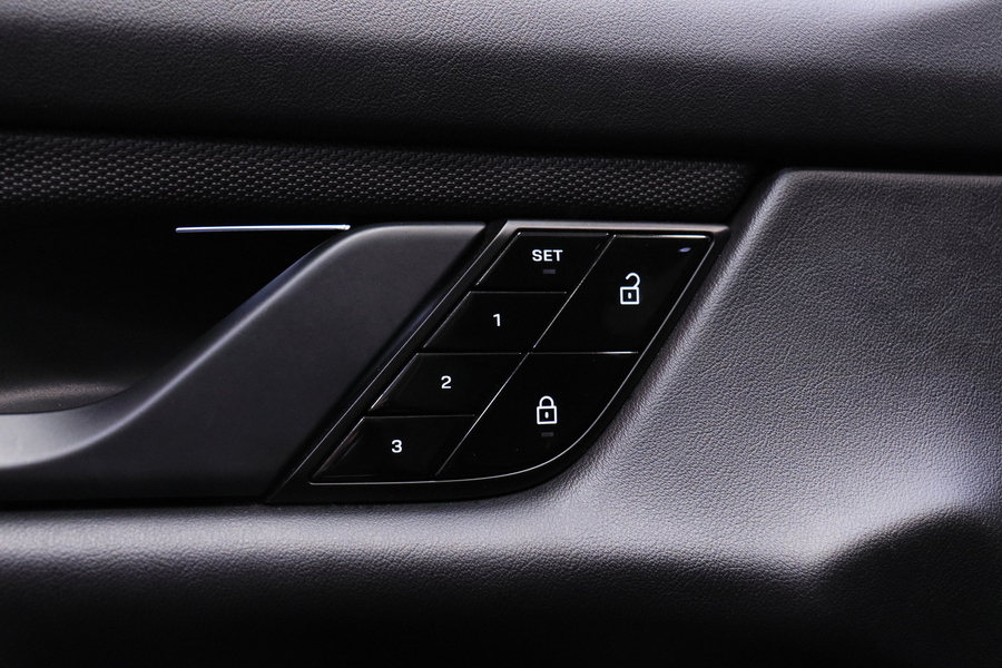 Porsche Taycan vaihtoauto