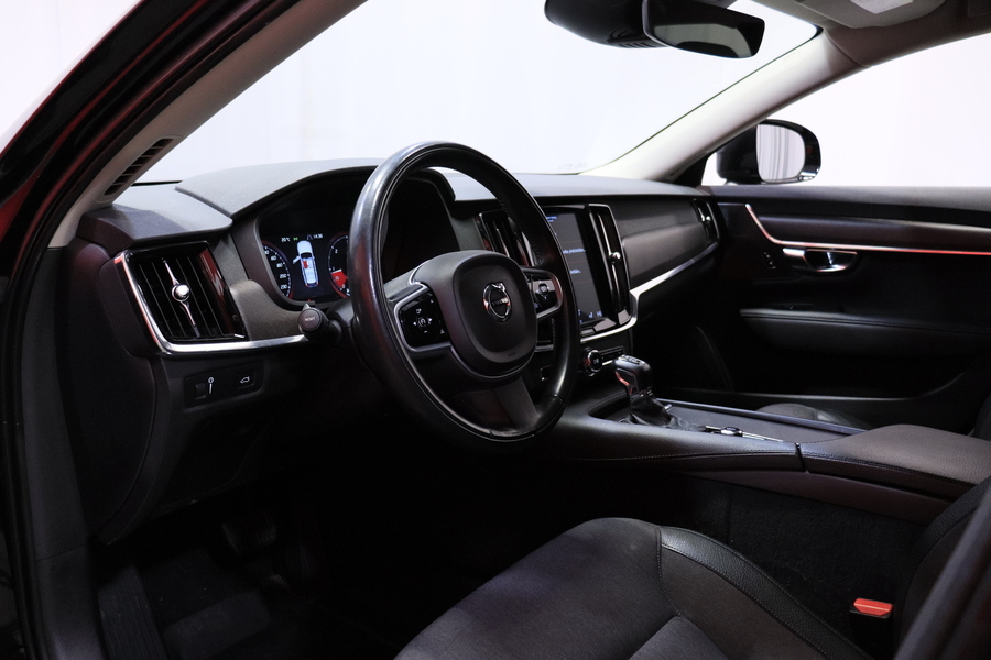 Volvo V90 Cross Country vaihtoauto