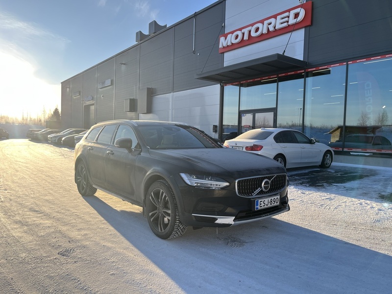 Volvo V90 Cross Country vaihtoauto