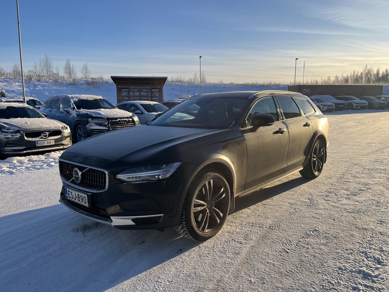Volvo V90 Cross Country vaihtoauto