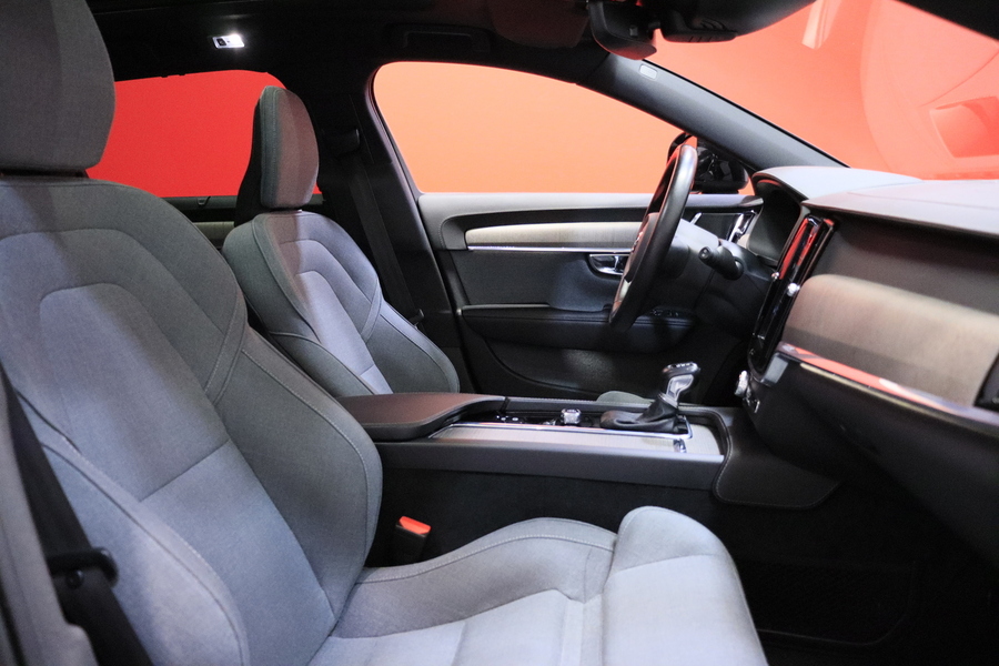 Volvo V90 Cross Country vaihtoauto