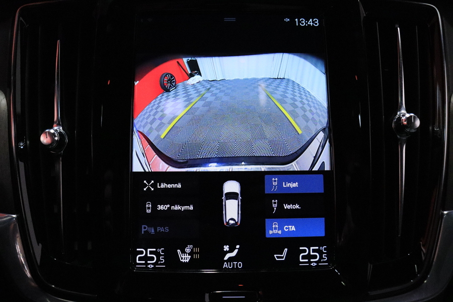 Volvo V90 Cross Country vaihtoauto