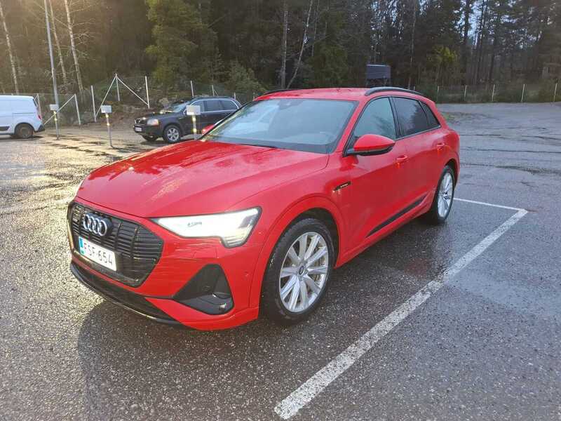 Audi e-tron vaihtoauto
