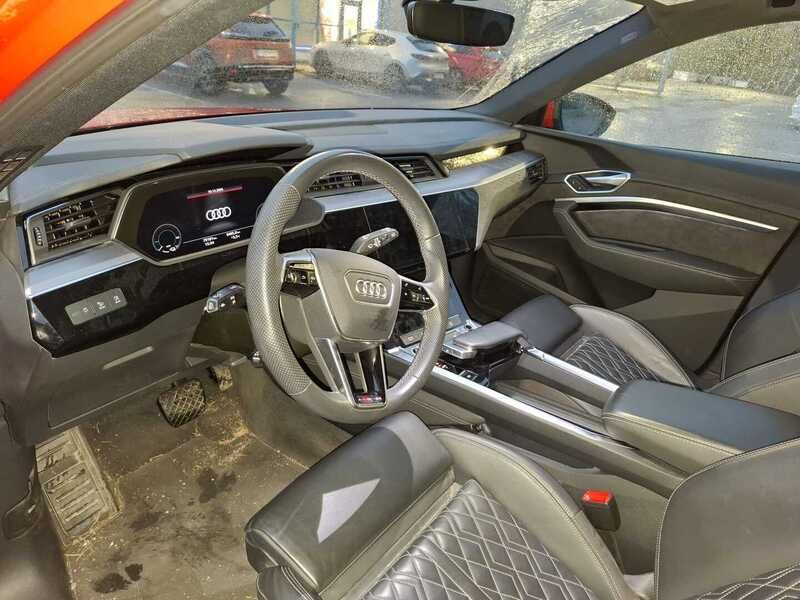 Audi e-tron vaihtoauto