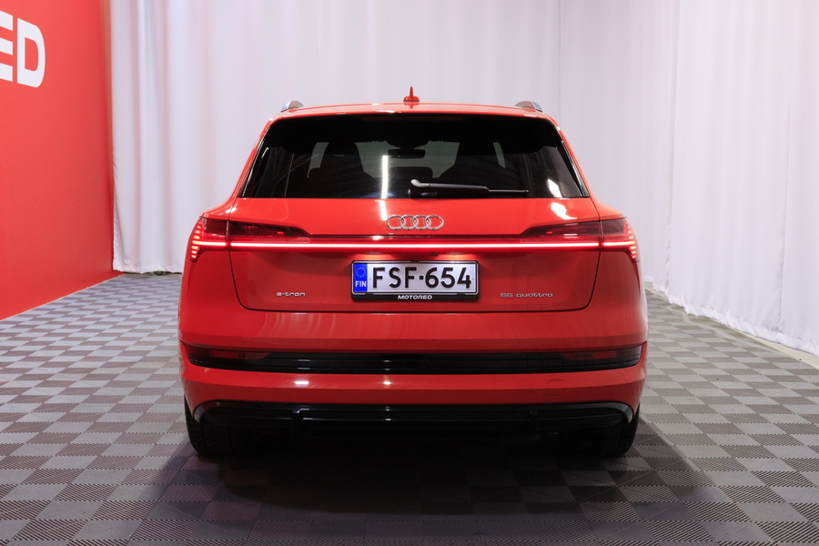 Audi e-tron vaihtoauto