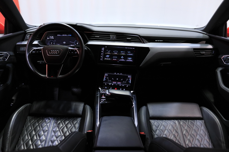 Audi e-tron vaihtoauto