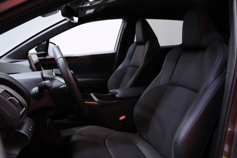 Toyota bZ4X vaihtoauto