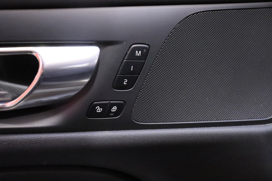 Volvo V60 Cross Country vaihtoauto