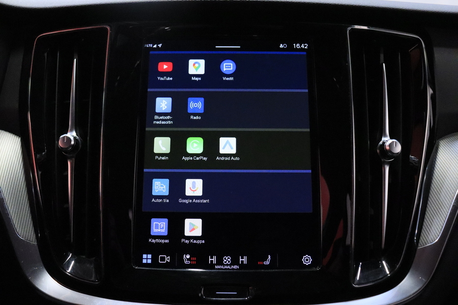 Volvo V60 Cross Country vaihtoauto