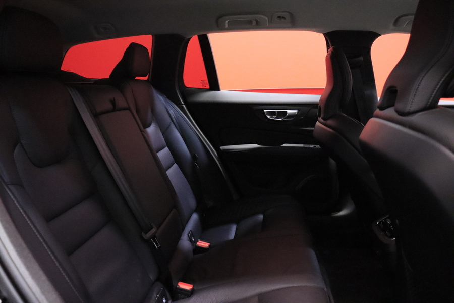 Volvo V60 Cross Country vaihtoauto