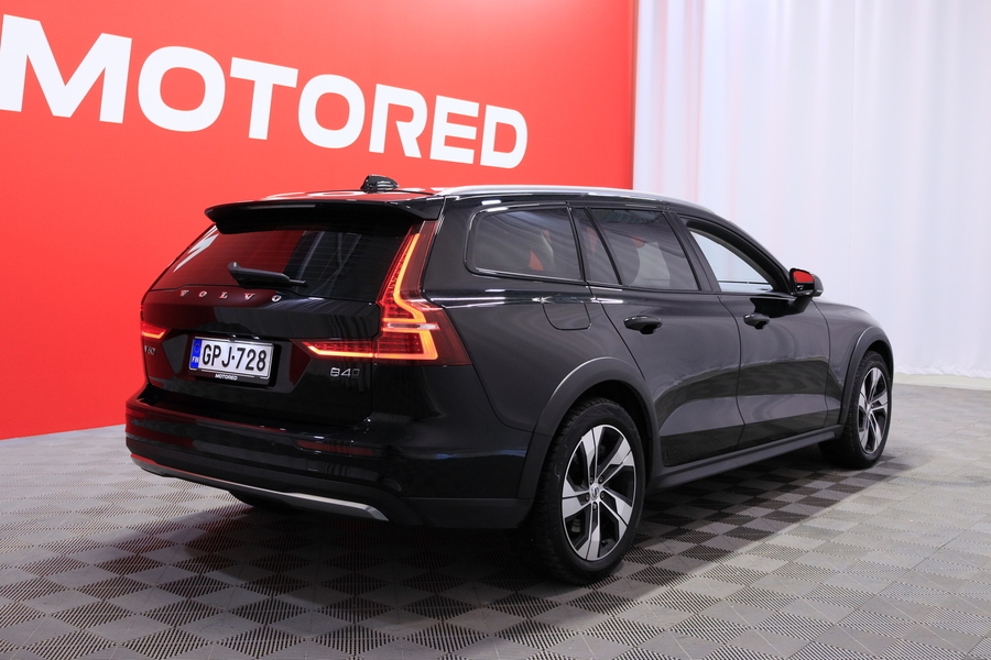 Volvo V60 Cross Country vaihtoauto