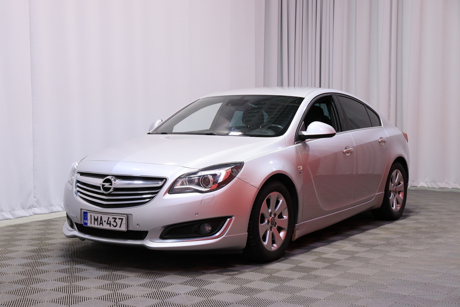 Opel Insignia vaihtoauto