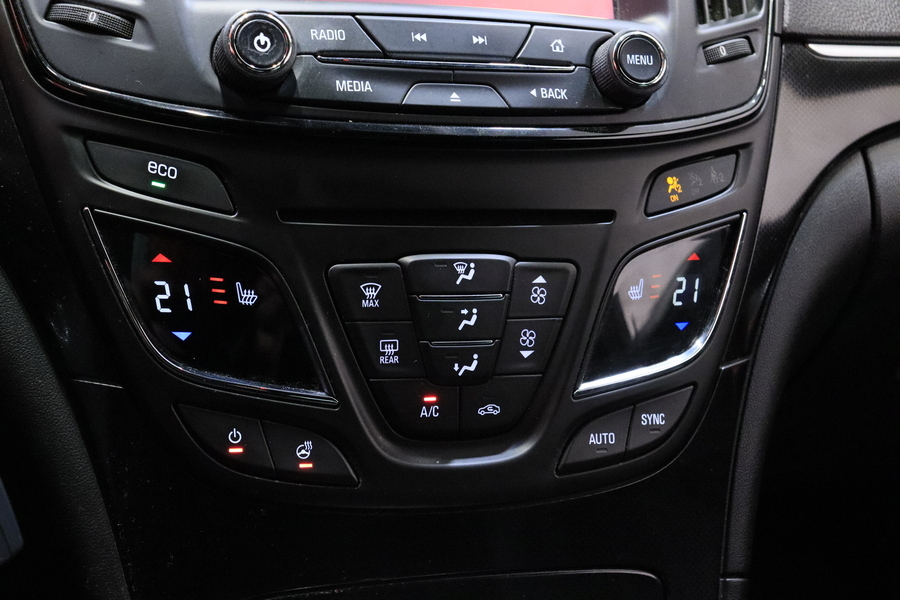 Opel Insignia vaihtoauto