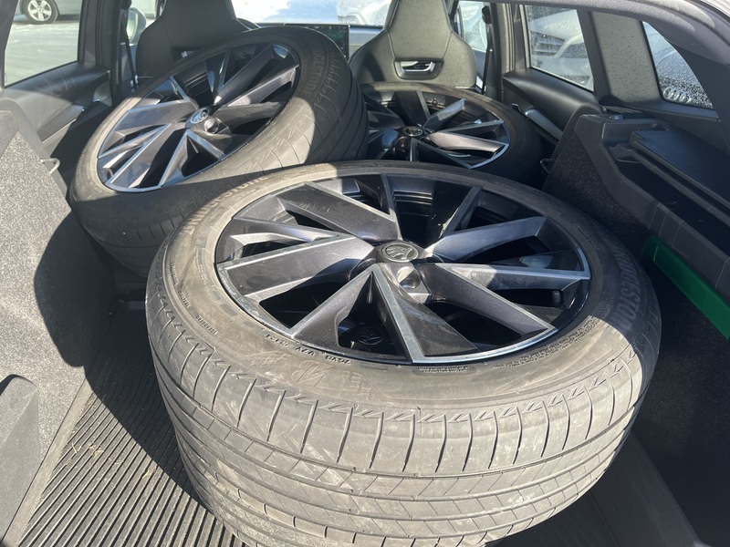 Skoda Enyaq vaihtoauto