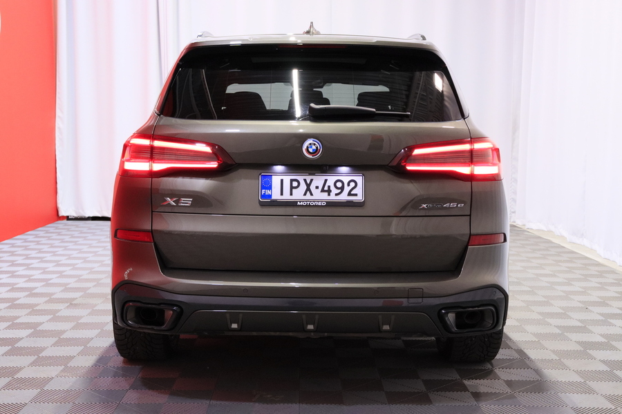 BMW X5 vaihtoauto