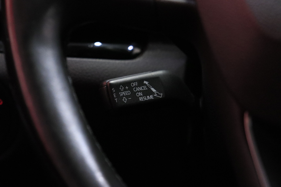 SEAT Alhambra vaihtoauto