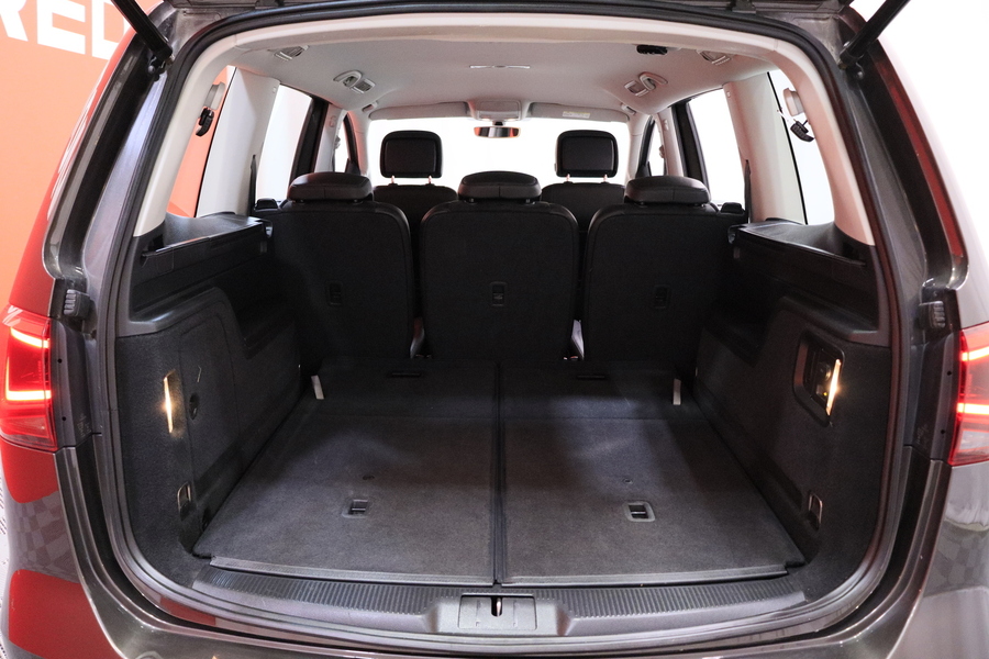 SEAT Alhambra vaihtoauto