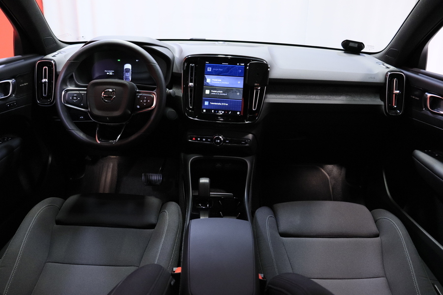 Volvo C40 vaihtoauto