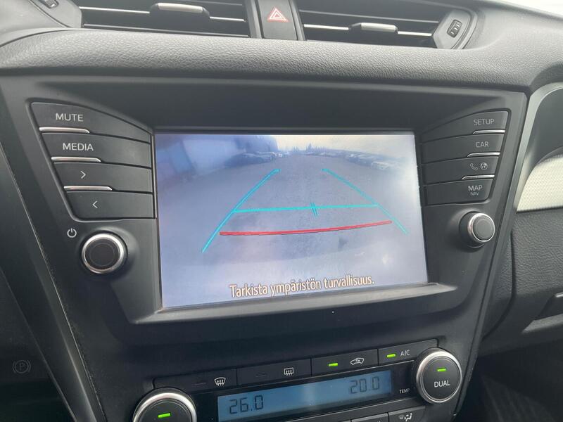 Toyota Avensis vaihtoauto