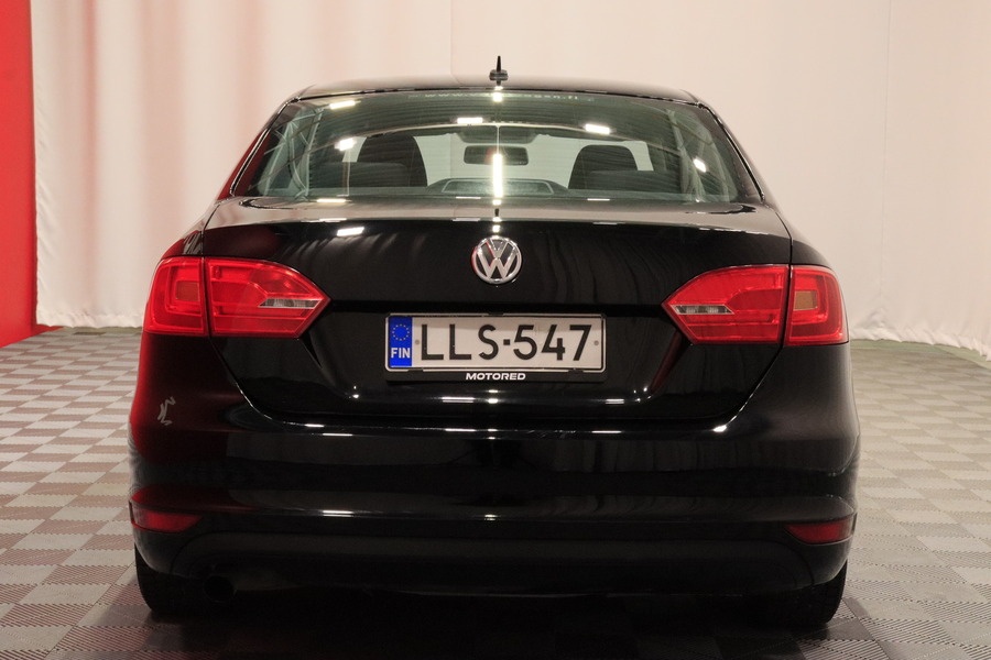 Volkswagen Jetta vaihtoauto