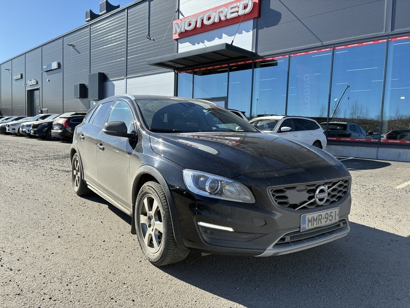 Volvo V60 Cross Country vaihtoauto