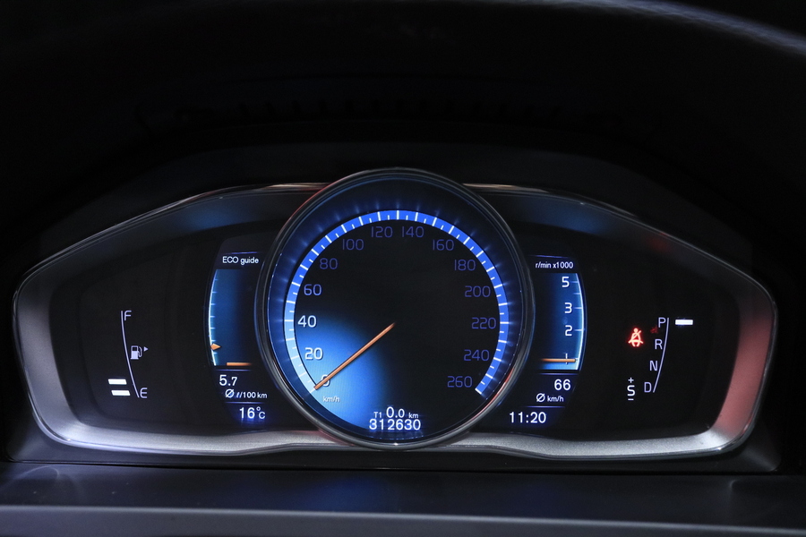 Volvo V60 Cross Country vaihtoauto