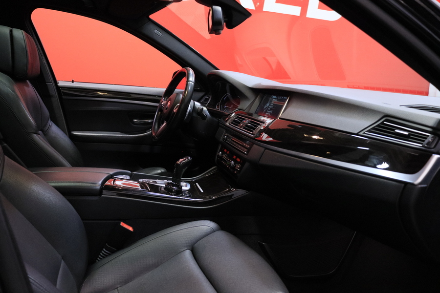 BMW M550d vaihtoauto