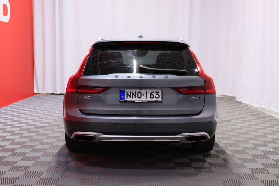 Volvo V90 Cross Country vaihtoauto