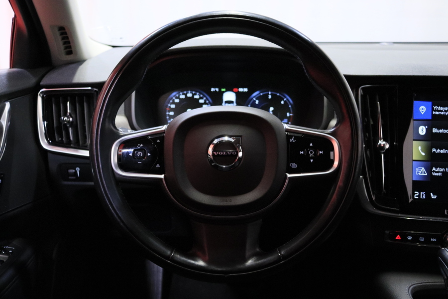 Volvo V90 Cross Country vaihtoauto