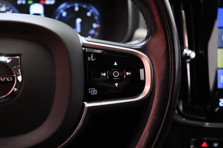 Volvo V90 Cross Country vaihtoauto