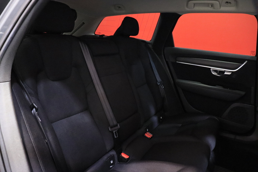 Volvo V90 Cross Country vaihtoauto