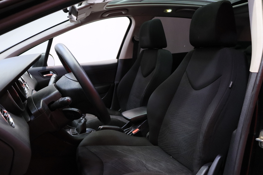 Peugeot 308 vaihtoauto