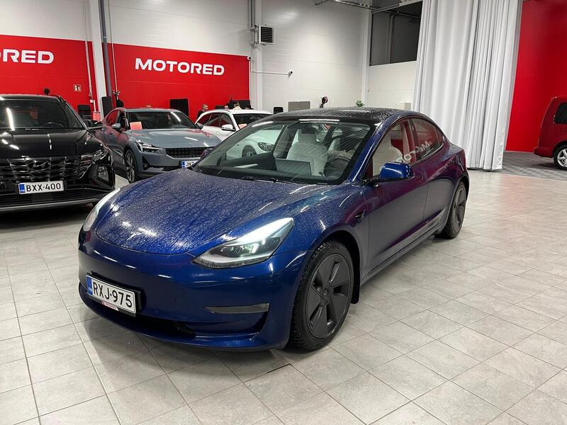 Tesla Model 3 vaihtoauto