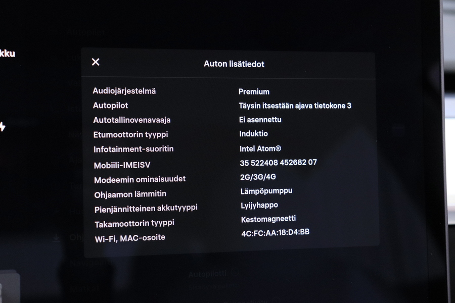 Tesla Model 3 vaihtoauto