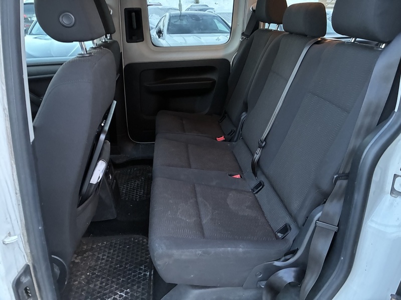 Volkswagen Caddy Maxi vaihtoauto