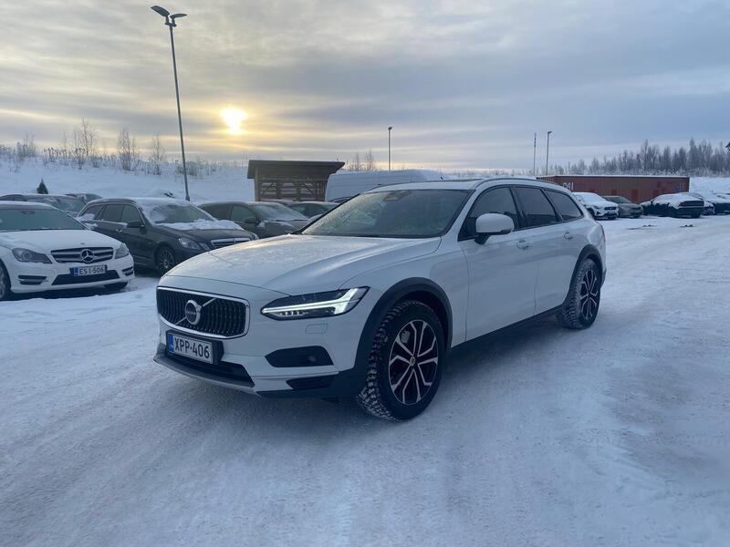 Volvo V90 Cross Country vaihtoauto