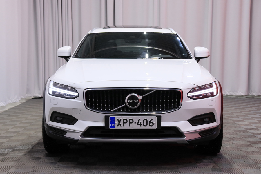 Volvo V90 Cross Country vaihtoauto