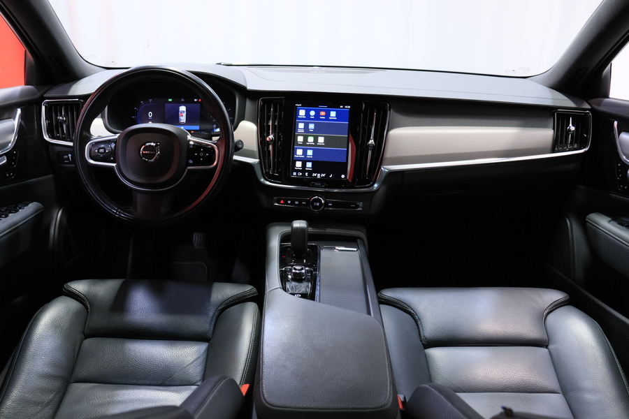 Volvo V90 Cross Country vaihtoauto