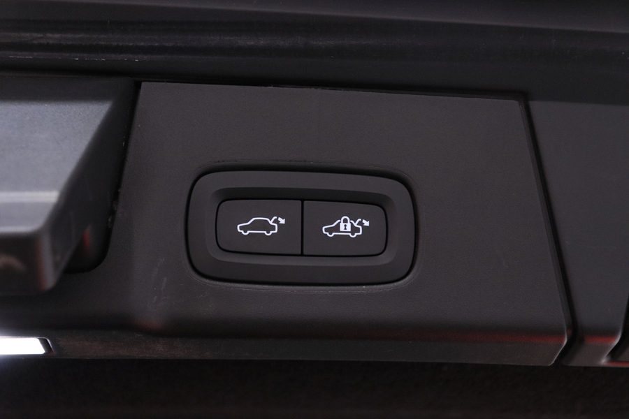 Volvo V90 Cross Country vaihtoauto