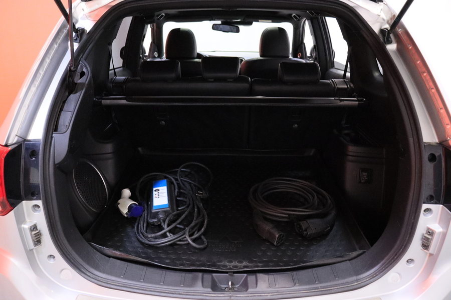 Mitsubishi Outlander vaihtoauto