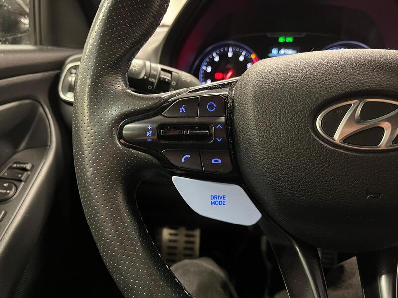 Hyundai i30 5d vaihtoauto