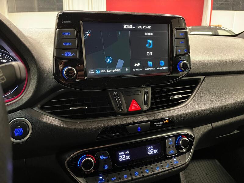 Hyundai i30 5d vaihtoauto