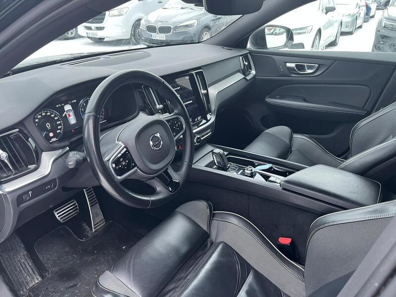 Volvo V60 vaihtoauto