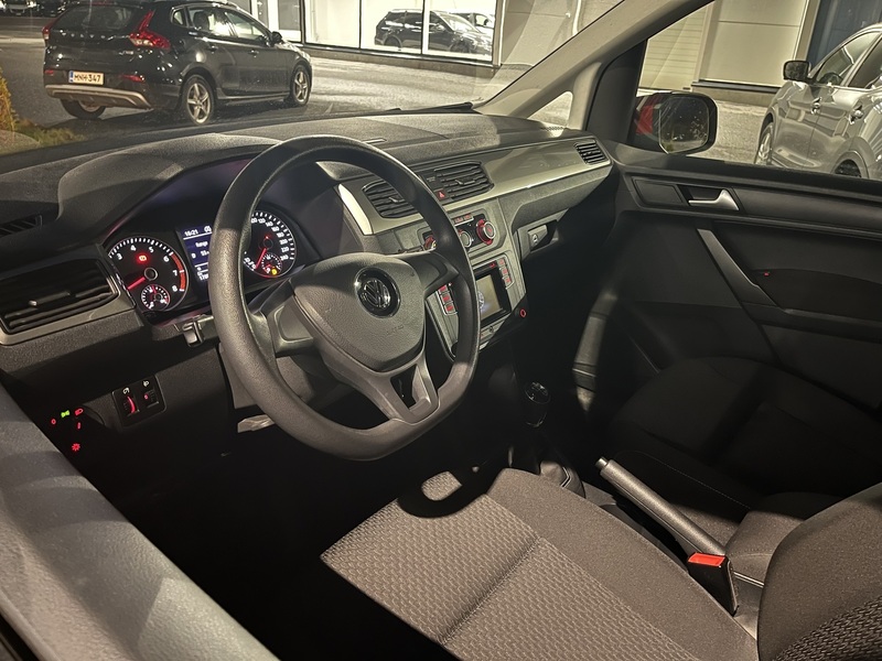 Volkswagen Caddy Maxi vaihtoauto