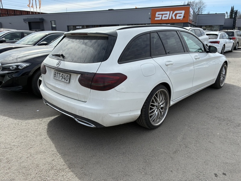Mercedes-Benz C vaihtoauto