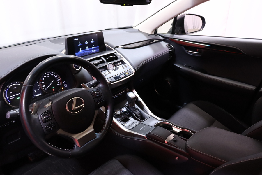 Lexus NX vaihtoauto