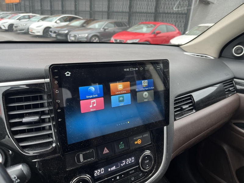 Mitsubishi Outlander PHEV vaihtoauto