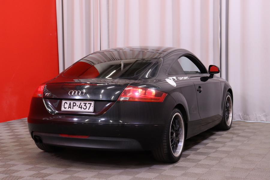 Audi TT vaihtoauto