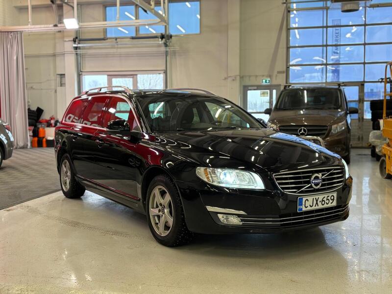 Volvo V70 vaihtoauto