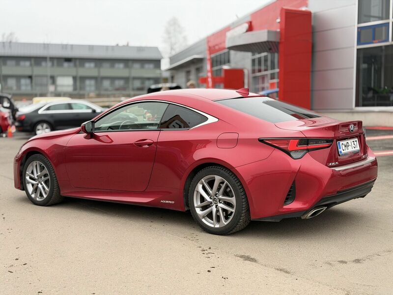 Lexus RC vaihtoauto